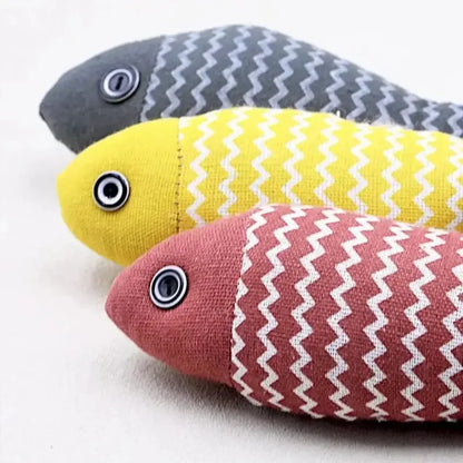 Peluche poisson herbe à chat