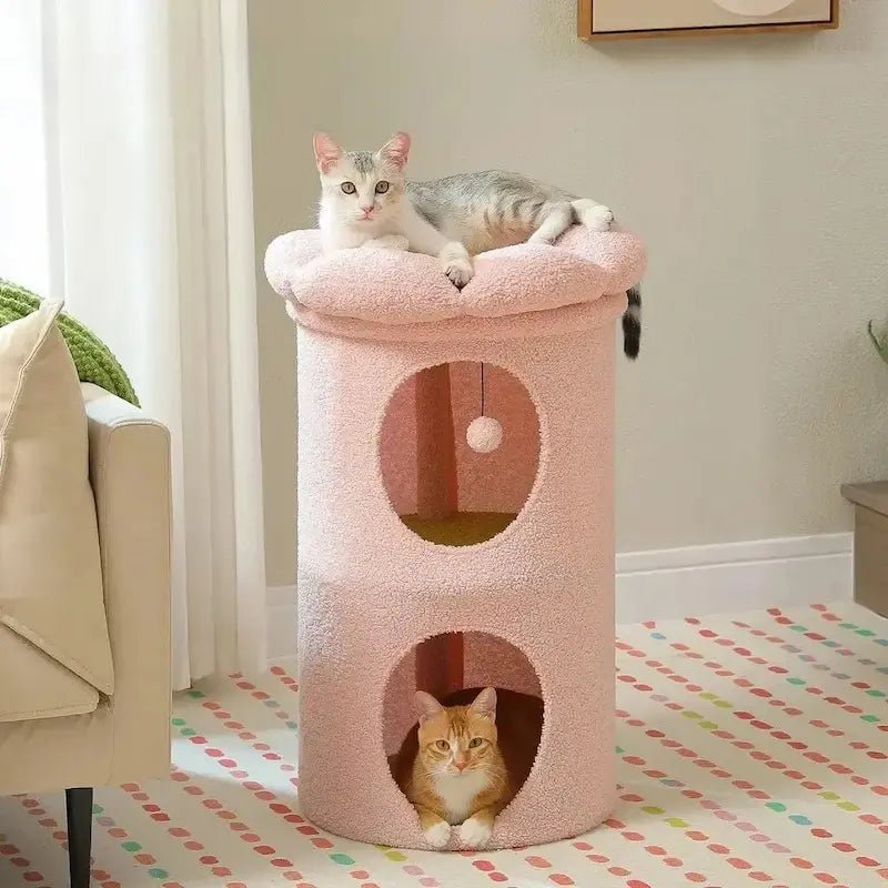 Arbre à chat tonneau Pawbarrel rose avec chats sur le perchoir fleur et dans la cachette