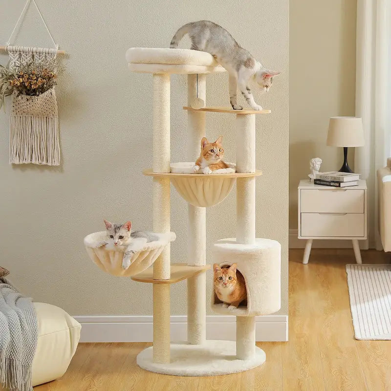 Arbre à chat confortable beige