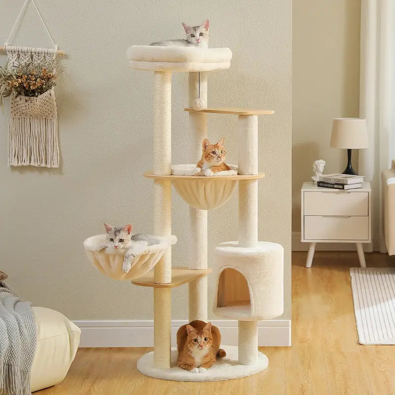 Arbre à chat confortable beige